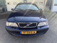 Volvo C70 Convertible - 2.0 T Luxury Line