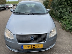 Fiat Croma - 1.8-16V Bns Connect