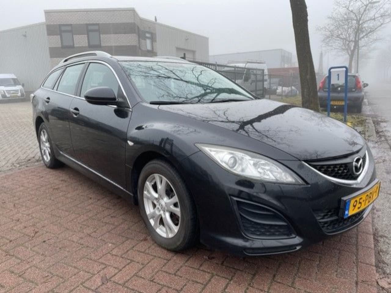 Mazda 6 Sportbreak - 2.2 CiTD Business Airco,Navigatie - AutoWereld.nl