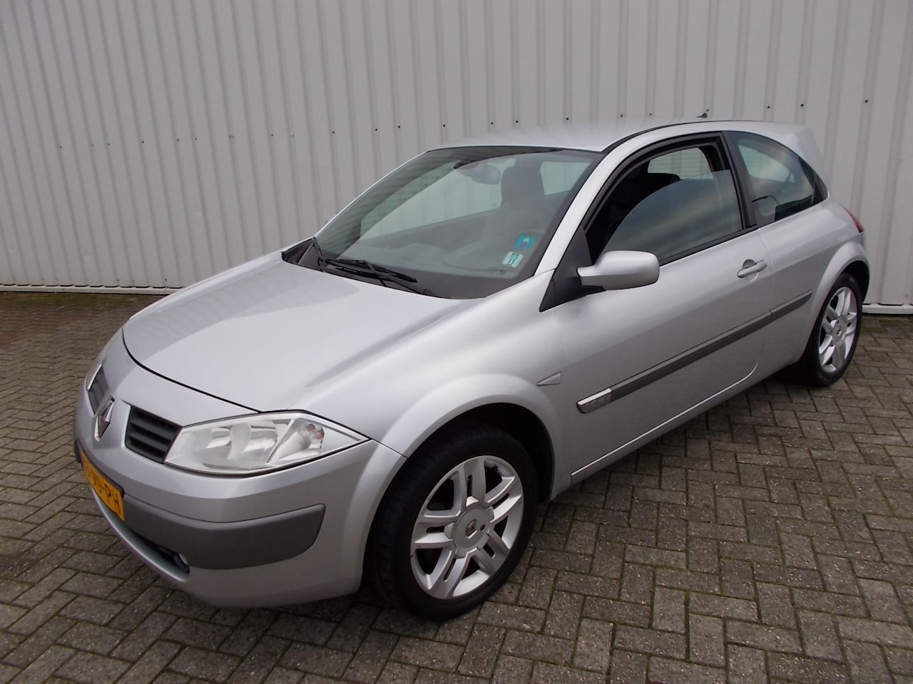 Renault Mégane - 1.6-16V Privilège Luxe 1.6-16V Privilège Luxe 3drs - AutoWereld.nl