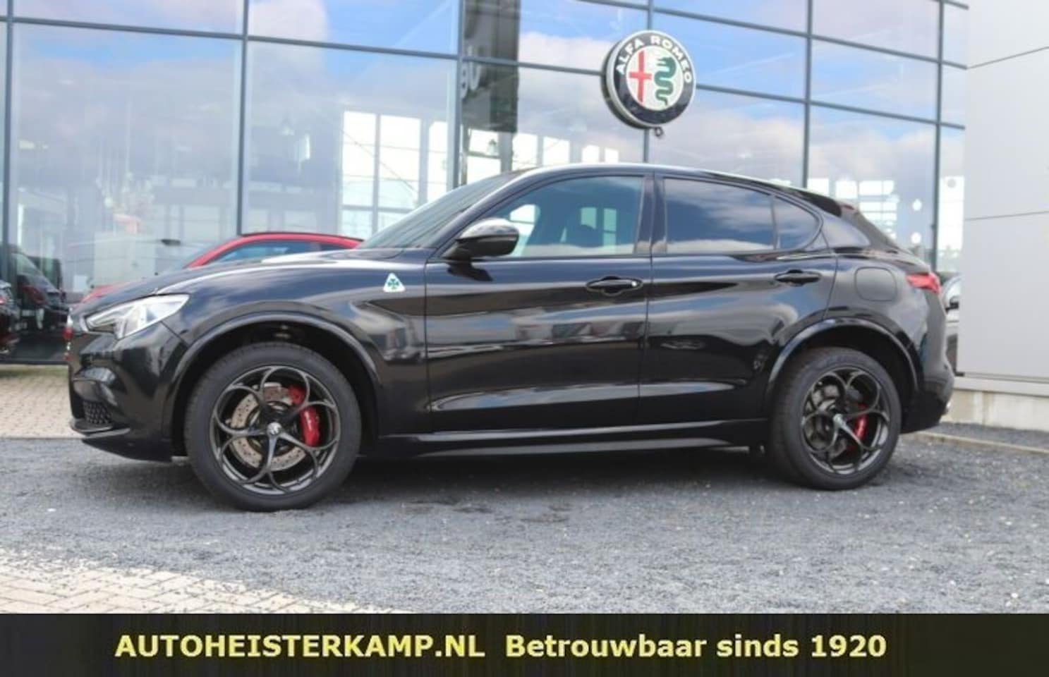 Alfa Romeo Stelvio - 2.9 V6 AWD Quadrifoglio 510 PK ACC - AutoWereld.nl