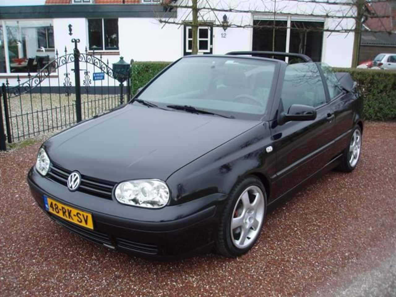 Volkswagen Golf Cabriolet - 1.8 TRENDLINE 16V DOHC UNIEK - AutoWereld.nl