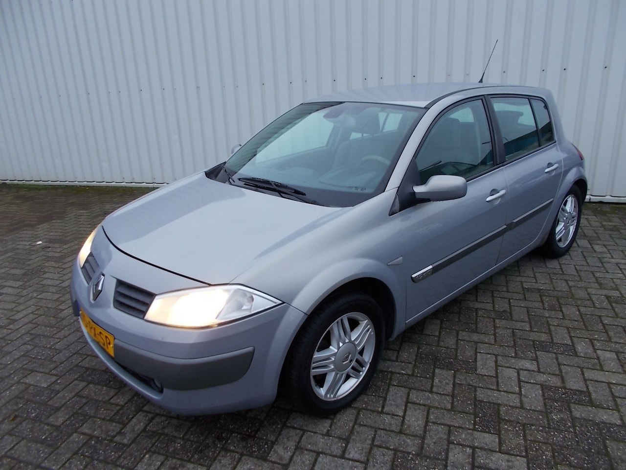Renault Mégane - 1.9 dCi Expression Luxe 1.9 dCi Expression Luxe - AutoWereld.nl