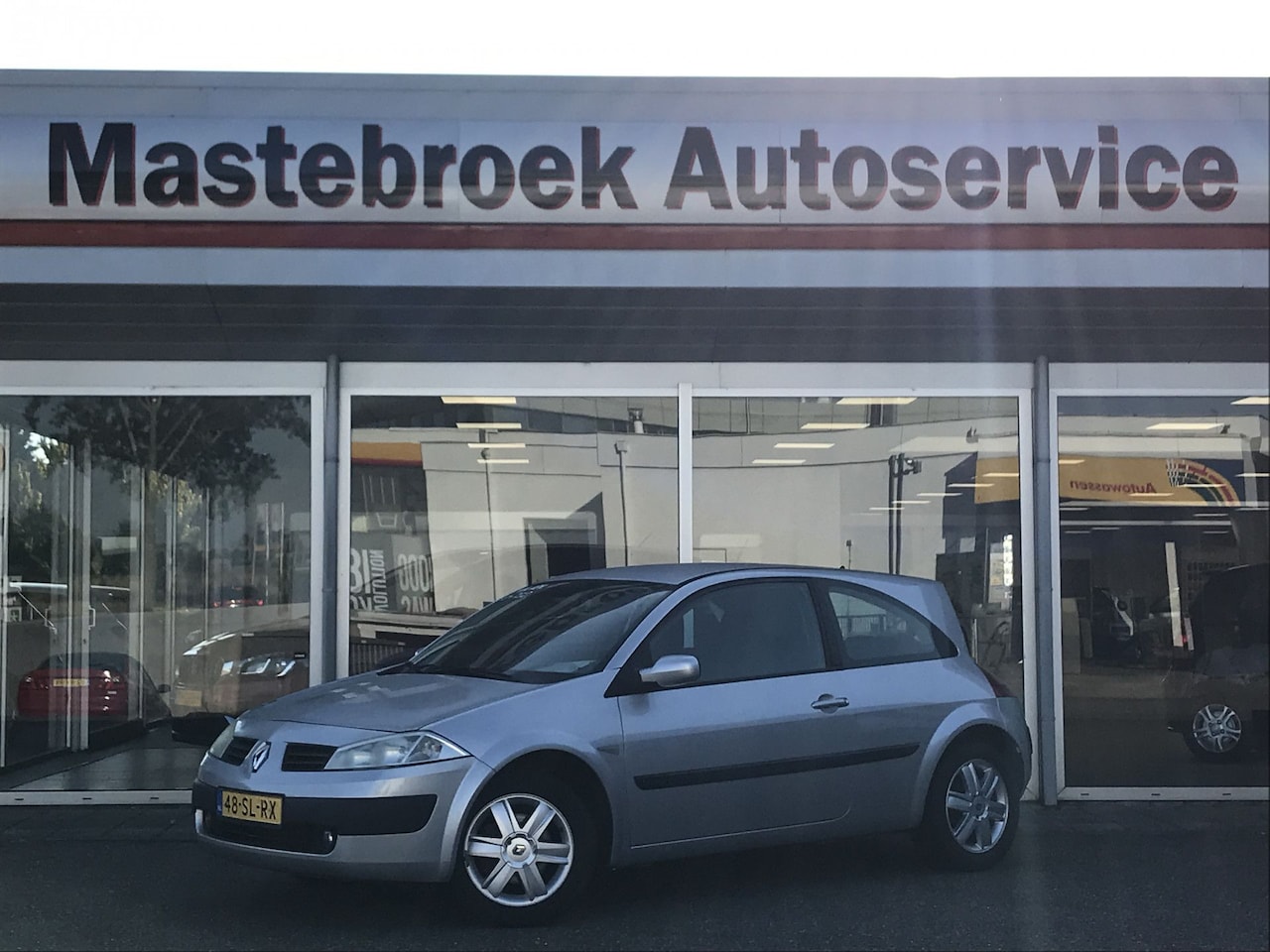 Renault Mégane - 1.6 16V 3drs. Dynamique Luxe | Climate Control | Elektrische ramen | Cruise Control | Radi - AutoWereld.nl