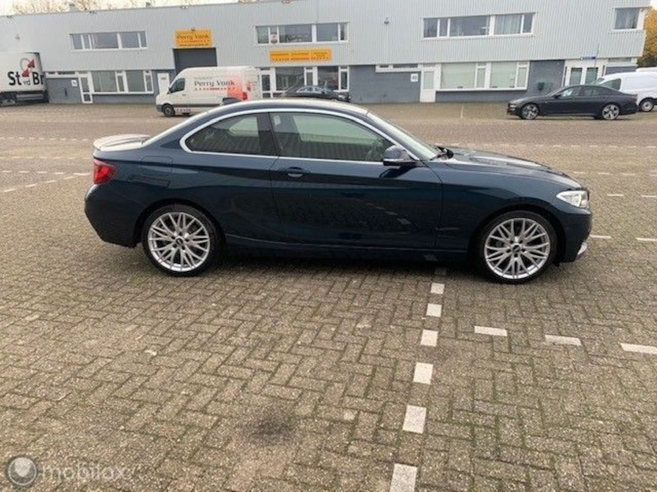 BMW 2-serie Coupé - 220d Coupe F22 High Executive 79000km !!! - AutoWereld.nl