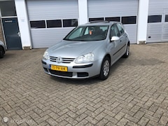 Volkswagen Golf - 1.6 FSI Comfortline