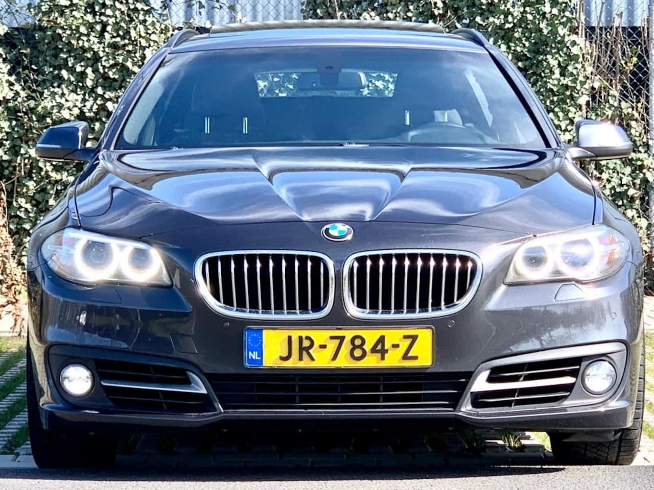 BMW 5-serie Touring - 520d xDrive FACELIF GERESERVEERD - AutoWereld.nl