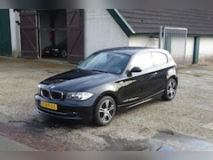 BMW 1-serie - 116i Nieuwstaat met Nieuw APK 31-10-2023