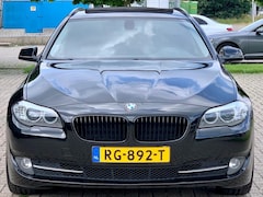 BMW 5-serie Touring - 520d 2012 LEER/PANORAMA/GROOT-NAVI