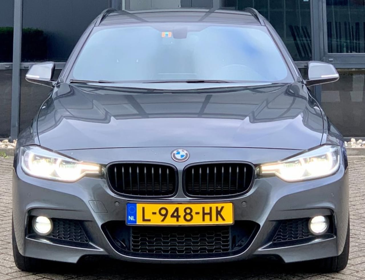 BMW 3-serie Touring - 320d M PERFORMANCE GERESERVEERD - AutoWereld.nl