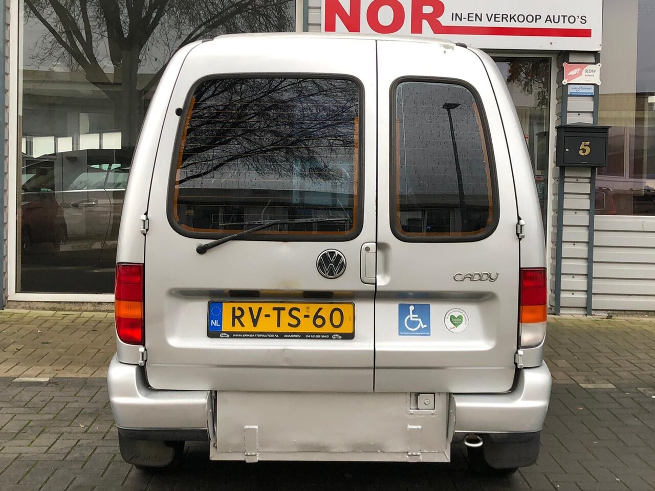Volkswagen Caddy 1.6 Invalide wagen met oprijplaat 1997 Benzine