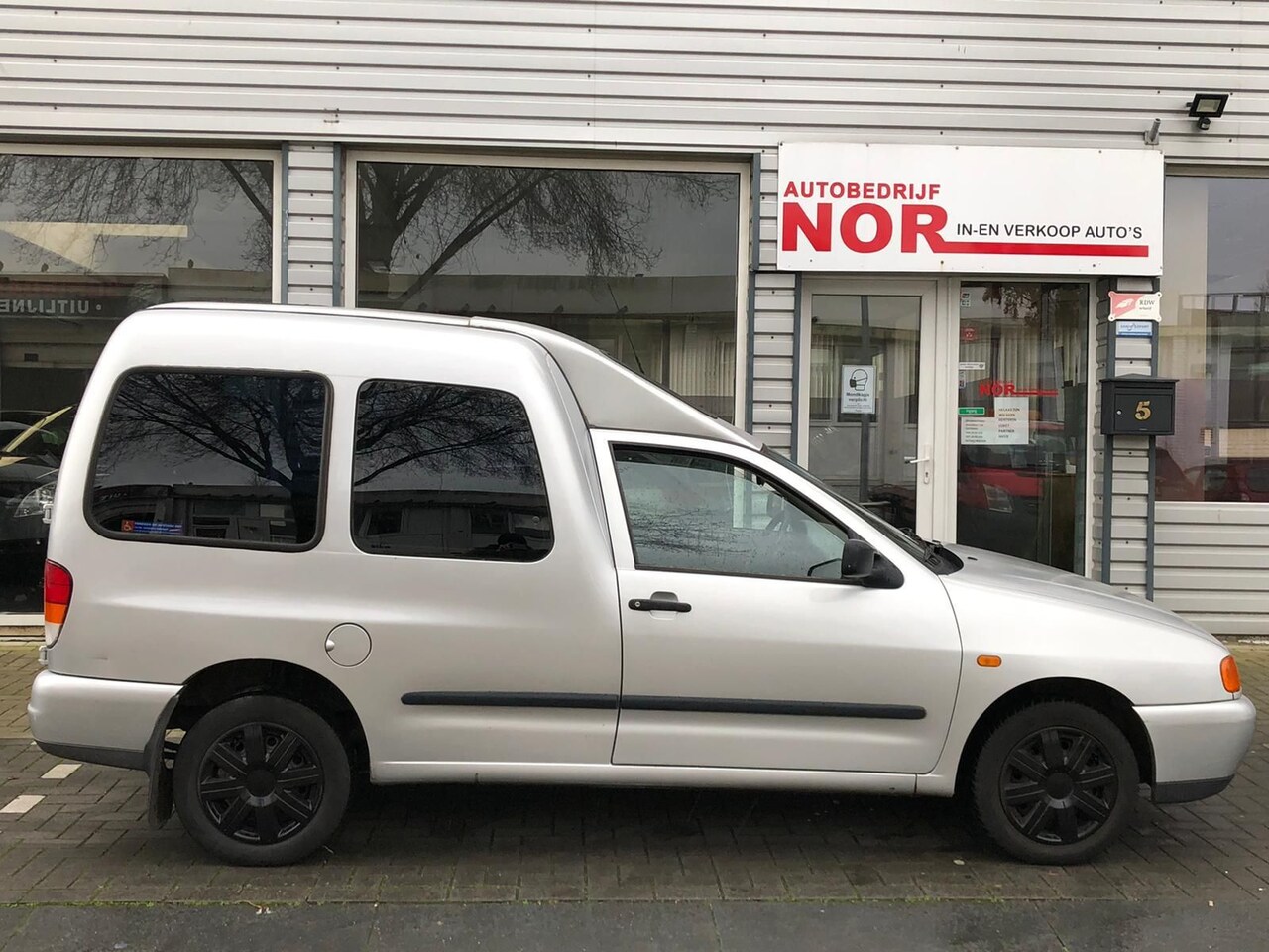 Volkswagen Caddy 1.6 Invalide wagen met oprijplaat 1997 Benzine