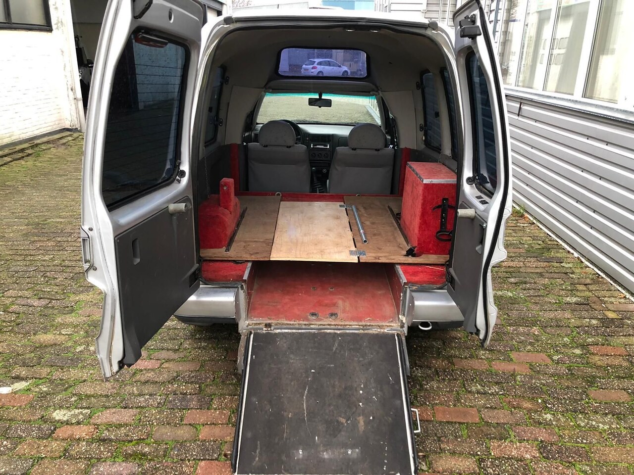 Volkswagen Caddy 1.6 Invalide wagen met oprijplaat 1997 Benzine