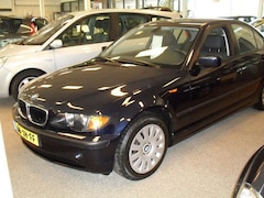 BMW 3-serie - 318I EXECUTIVE