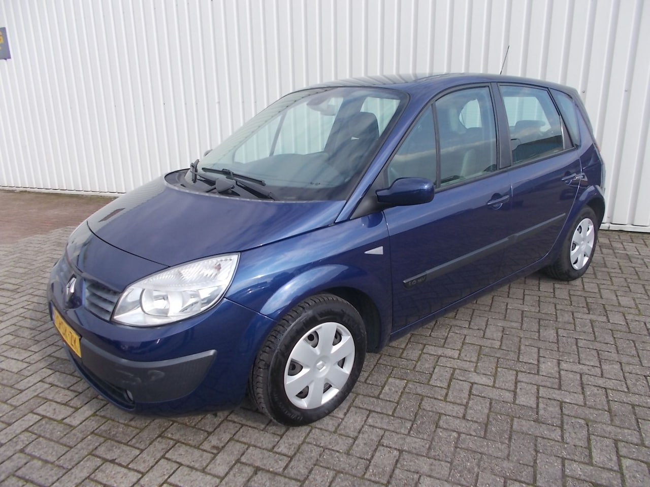 Renault Scénic - 1.6-16V Expression Comfort 1.6-16V EXPRESSION COMFORT - AutoWereld.nl