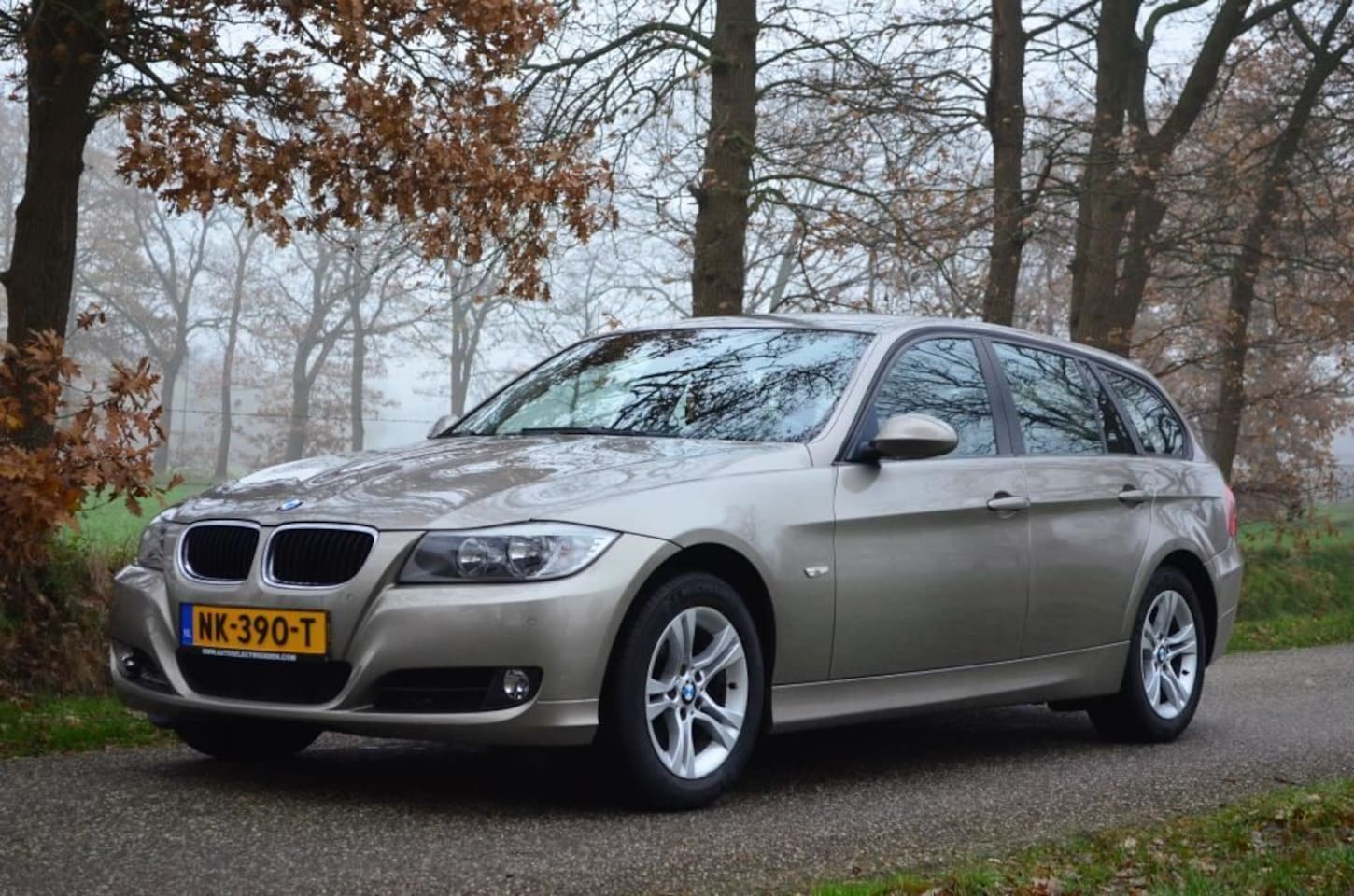 BMW 3-serie Touring - 320d Business Line Style 320d Business Line Style - AutoWereld.nl