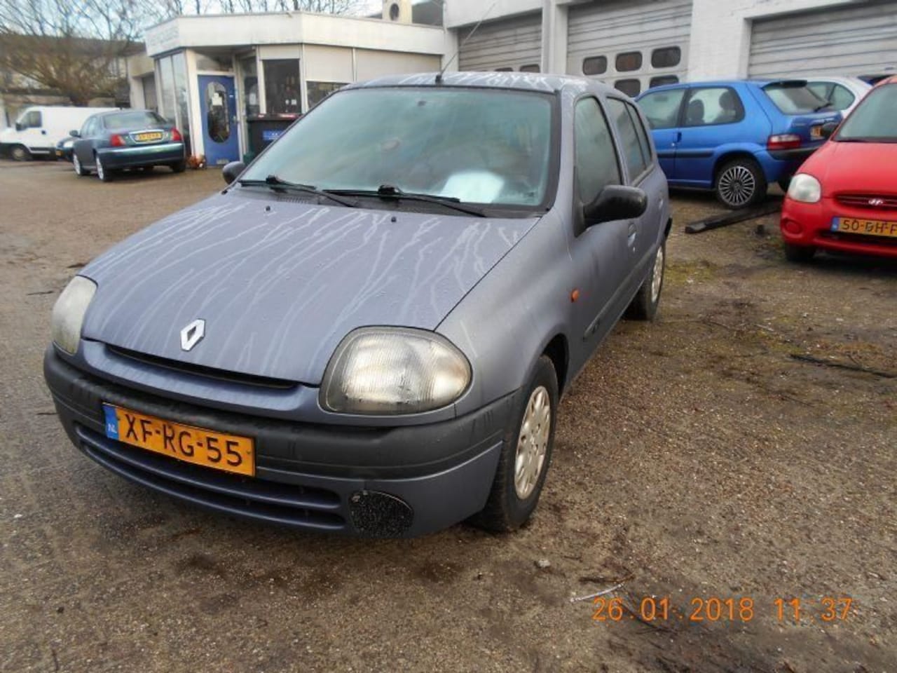 Renault Clio - 1.2 16v dynamique 5 drs apk 30-6-2018 - AutoWereld.nl