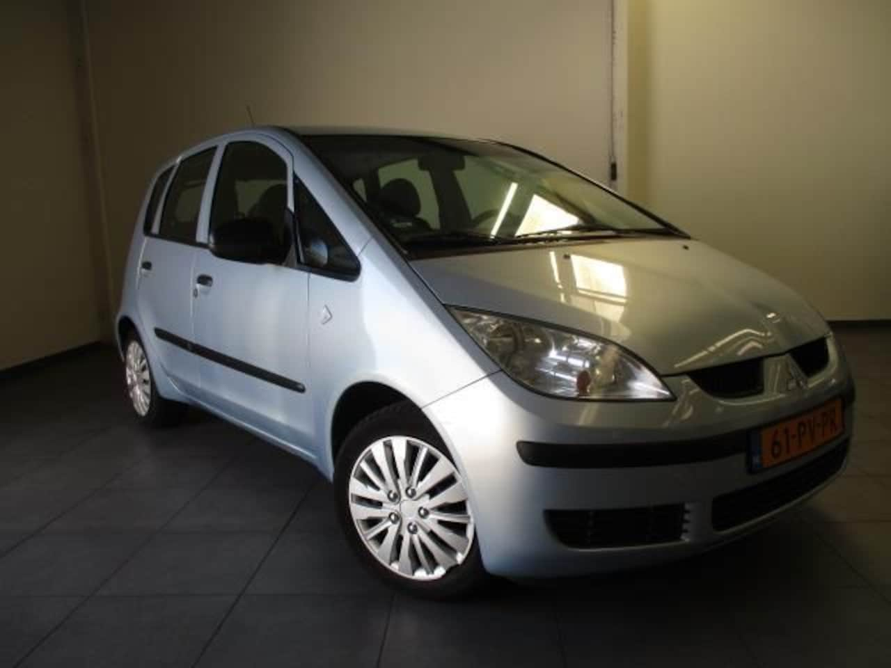 Mitsubishi Colt - 1.3 Invite 5drs/ Airco! - AutoWereld.nl