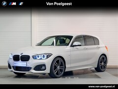BMW 1-serie - 118i High Executive M-Sport | Leder | Shadowline | Parkeercamera | Stoelverwarming