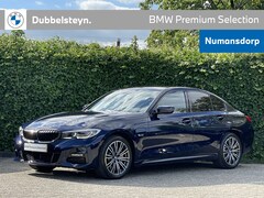 BMW 3-serie - Sedan 330e | High Exe | M-Sport | Individual | 18'' | Getint Glas | ACC | Laser | HiFi | S