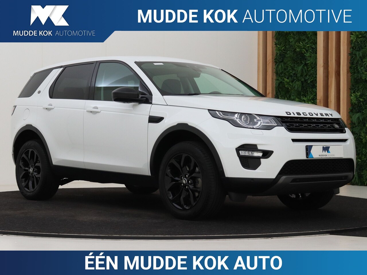 Land Rover Discovery Sport - 2.0 Si4 4WD HSE Luxury | Black Pack | Leder | Camera | Bi-Xenon | Dodehoekdetectie | 19 In - AutoWereld.nl