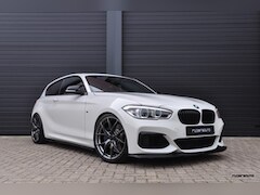 BMW 1-serie - M140i xDrive | Rijdersauto Edition | Navi Pro | Schuifdak | Adaptive LED | Hyper Black 19