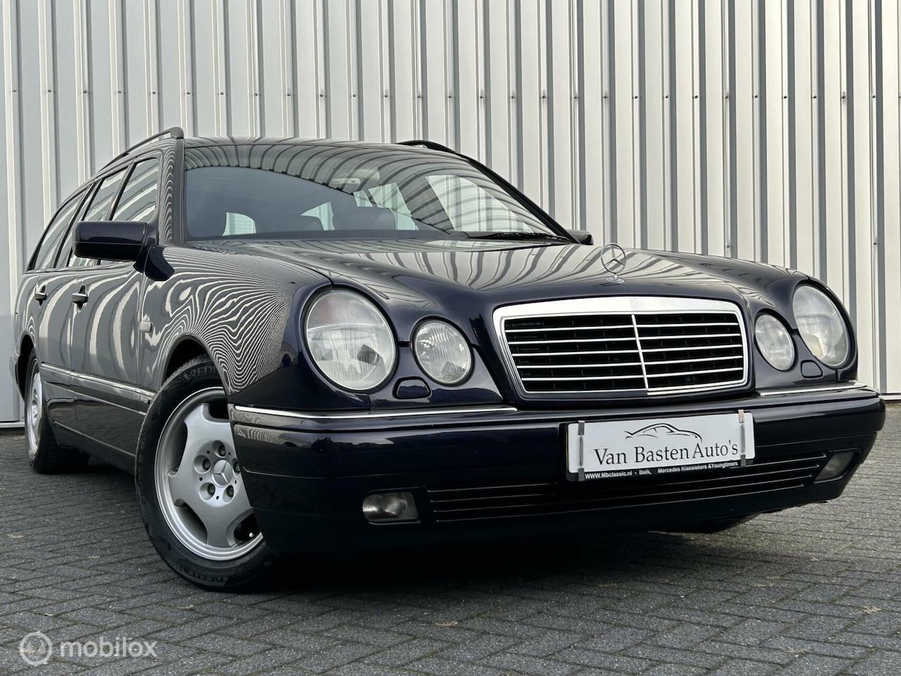 Mercedes-Benz E-klasse Combi - 420 V8 Avantgarde | Aut | Youngtimer | 279pk | 146.000km | Uniek | - AutoWereld.nl