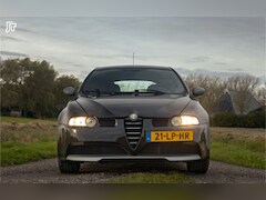 Alfa Romeo 147 - 3.2 V6 GTA | Dealer onderhouden | originele Nederlandse auto | 18" Toora velgen Novitec ui