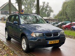 BMW X3 - 2.5i AUTOMAAT AIRCO 4x4 LEER KOOPJE
