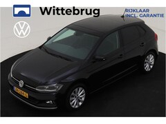 Volkswagen Polo - 1.0 TSI Highline Executive Advance Navigatie / Panoramadak / BT / Airco(Clima) / MF stuur