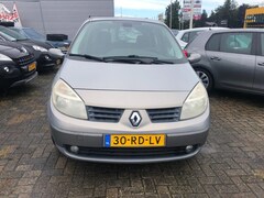 Renault Scénic - 2.0-16V Dynamique Luxe