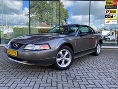 Ford Mustang - USA 3.8 V6 Coupé UNIEKE AUTO IN NEDERLAND