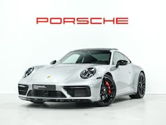 Porsche 911 - Carrera 4 GTS