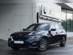 BMW 3-serie Touring - 330e Aut. Executive / M Sportpakket / Panoramadak / Active Cruise Control / 18" LMV