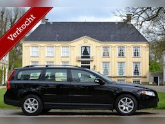 Volvo V70 - 2.5T Kinetic Automaat Youngtimer