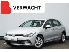 Volkswagen Golf - 1.0 TSI Life Business 110pk | LED | Achteruitrijcamera | Climate control