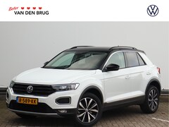 Volkswagen T-Roc - 1.0 TSI Style | Navigatie | Led | Climate contr. | PDC V+A
