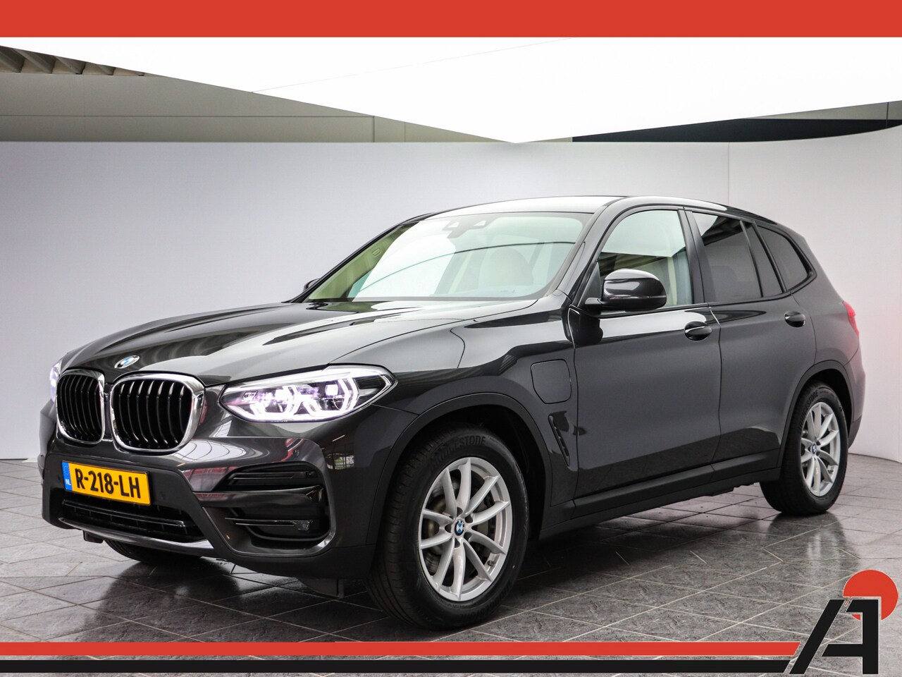 BMW X3 - xDrive30e Executive | Halve wegenbelasting | LEDER | ADAPTIVE LED | APPLE CARPLAY | - AutoWereld.nl