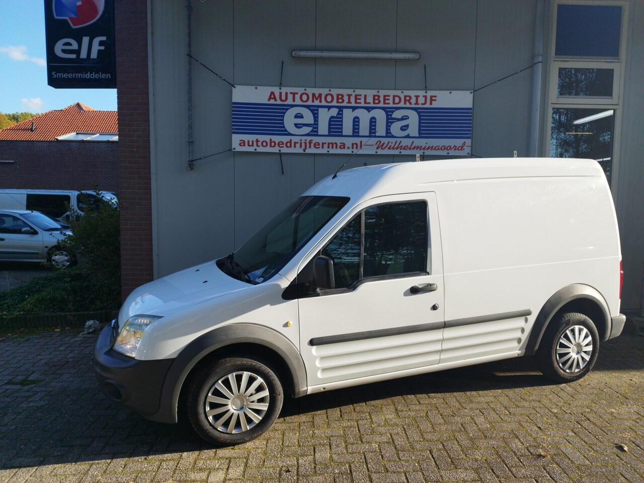 Ford Transit Connect - T230L 1.8 TDCi Ambiente T230L 1.8 TDCi Ambiente - AutoWereld.nl