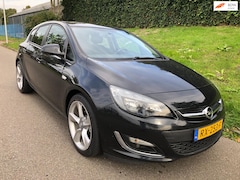 Opel Astra - 1.7 CDTi S/S Business +, Clima, Navi, 19 inch velgen