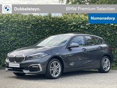 BMW 1-serie - 118i | Panorama | Leder | HiFi | M-Stuur | Luxury Line | Head-Up | Cockpit Prof. | DAB