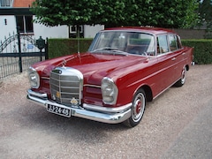 Mercedes-Benz 220 - B "Heckflosse" *ORIGINEEL HOLLANDSE AUTO*TOPSTAAT