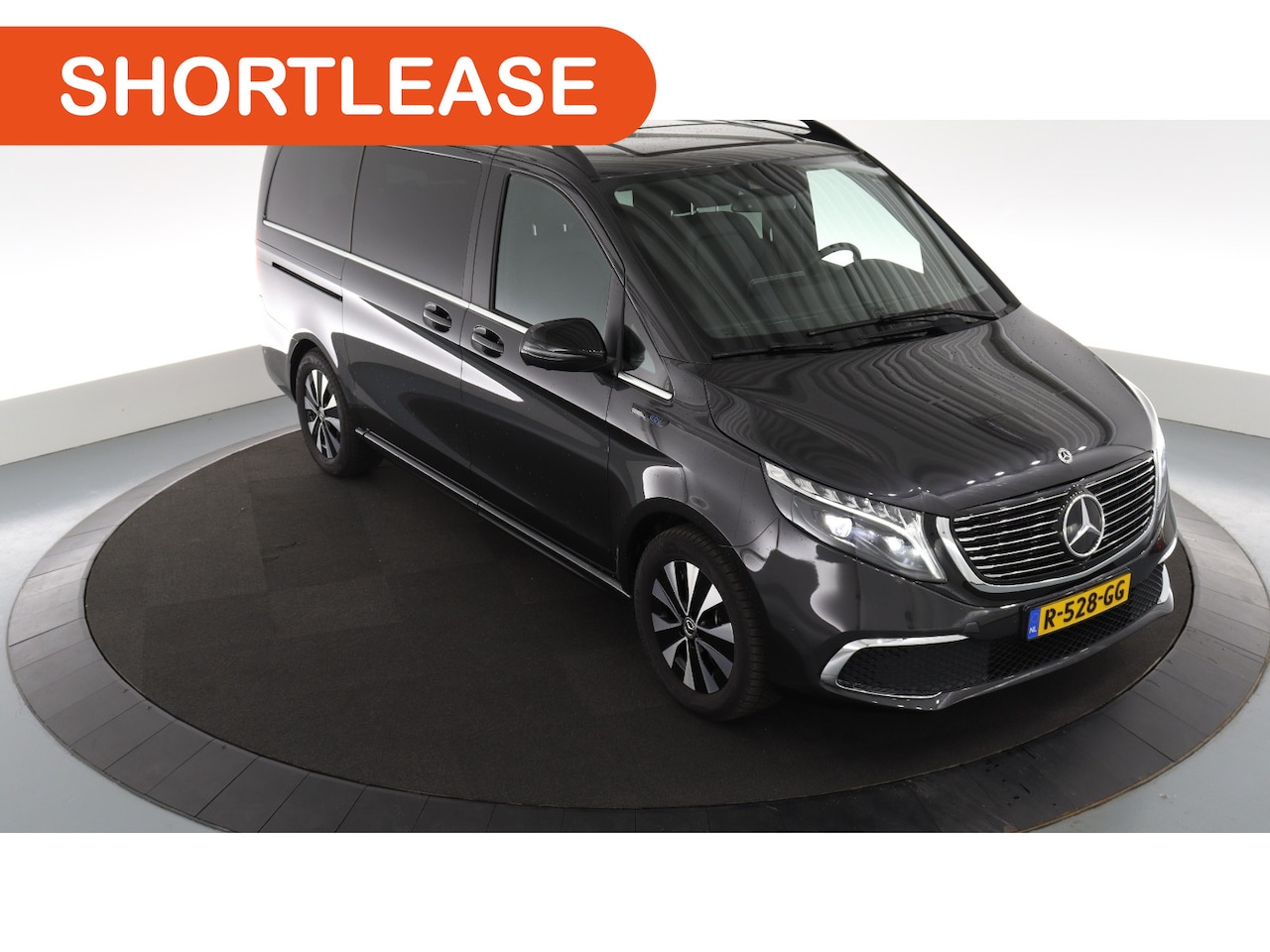 Mercedes-Benz EQV - 300 L2 Avantgarde VIP - AutoWereld.nl