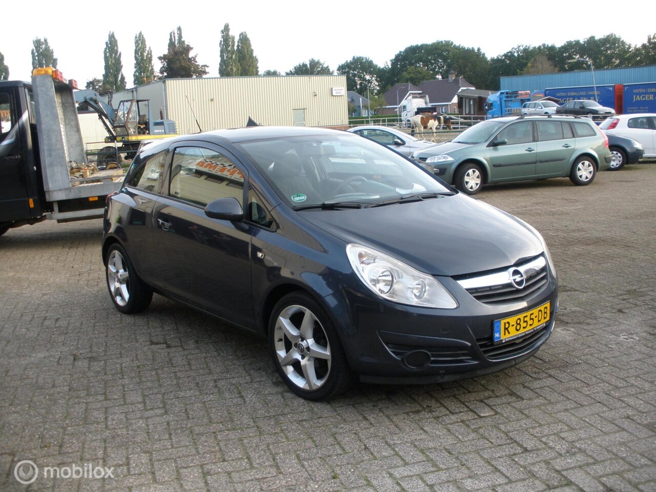 Opel Corsa - 1.2-16V Cosmo lm wielen airco nwe apk