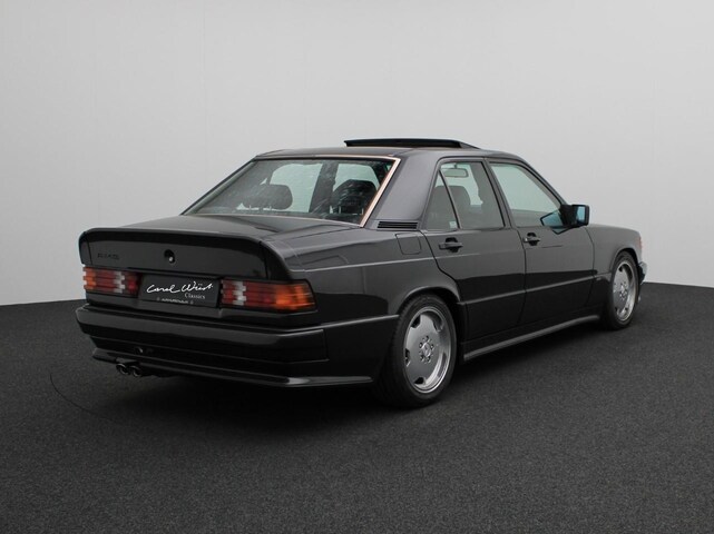 mercedes-benz-190-serie-190e-3-2-amg.jpg