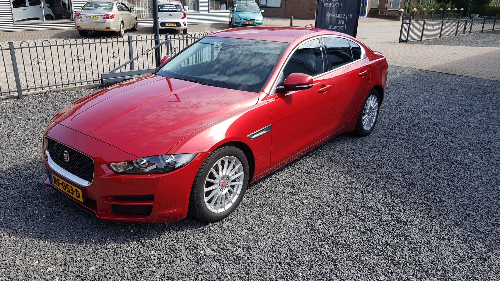 Jaguar XE - 2.0 D R-Sport Pro Edition - AutoWereld.nl