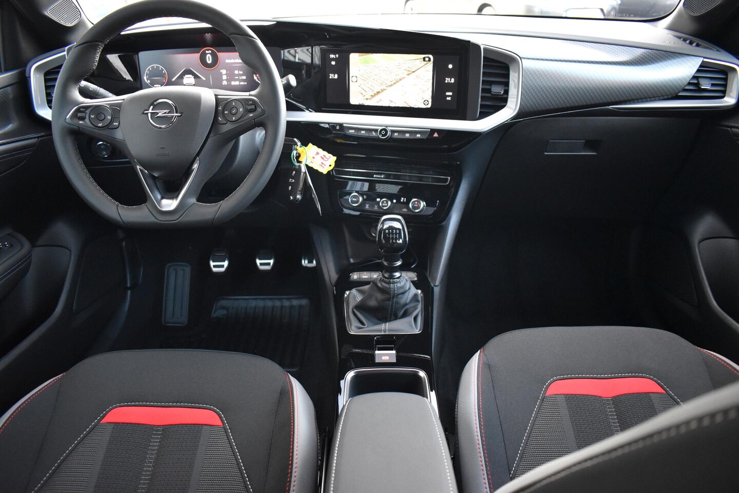 opel-mokka-1-2-turbo-ultimate-camera-navigatie-sportief.jpg