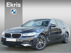 BMW 5-serie Touring - 520i High Executive Laserlight / Trekhaak Elektrisch / Comfortstoelen