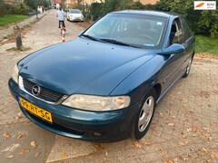 Opel Vectra - 1.6-16V Business Edition Zonder Roest