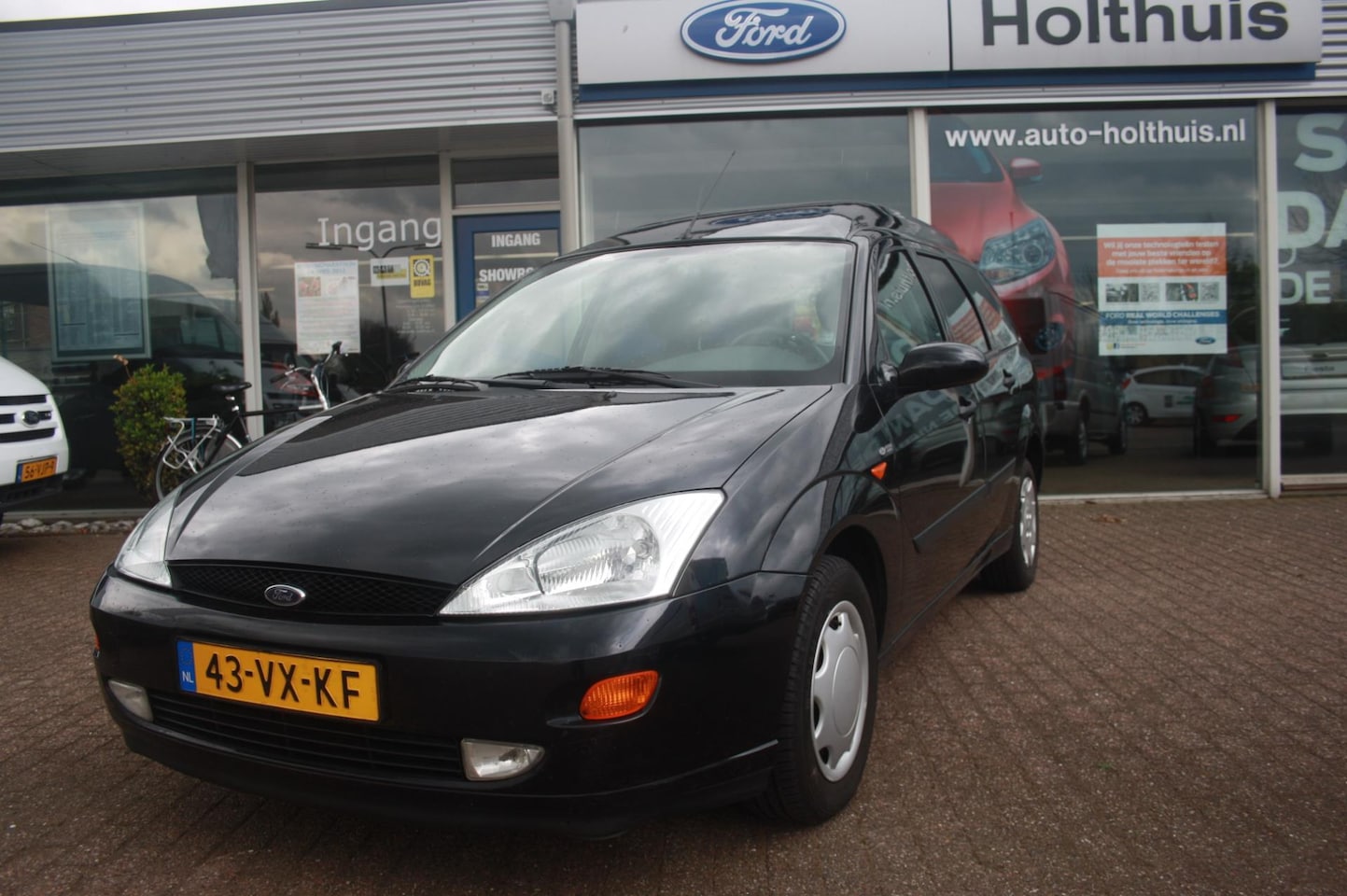 Ford Focus Wagon - 1.8 TDdi Ambiente 1.8 TDDi Ambiente - AutoWereld.nl